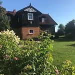 Andrzejowka ヴィラ *